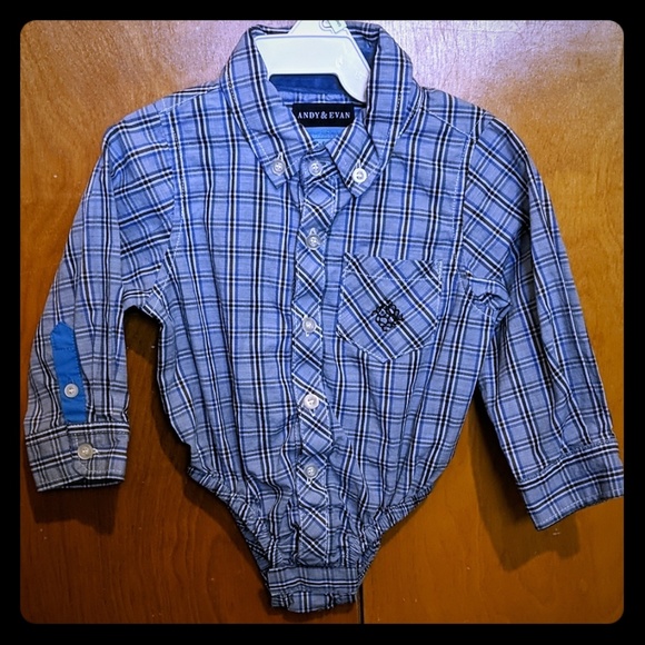 Button down one piece bodysuit. 3 - 6 months - Picture 1 of 4